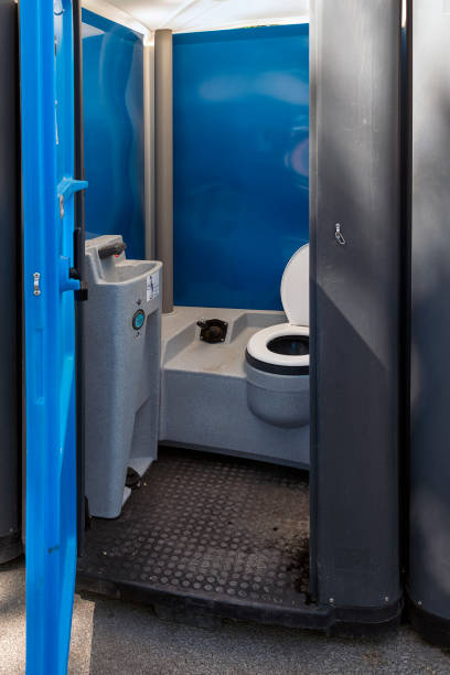 Best Portable bathroom rental  in Waterville, OH